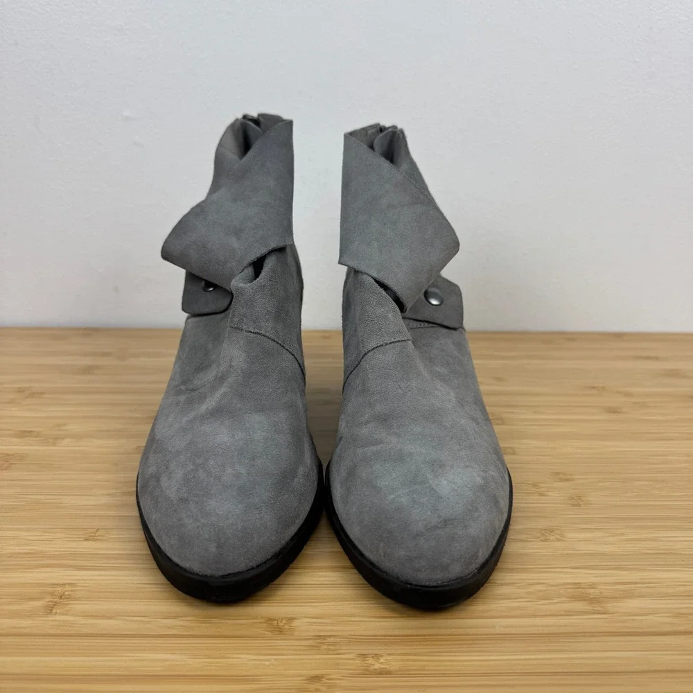 EILEEN FISHER Tornado Gray Suede Wedge Booties Ankle Boots Women Size‎ 8.5
